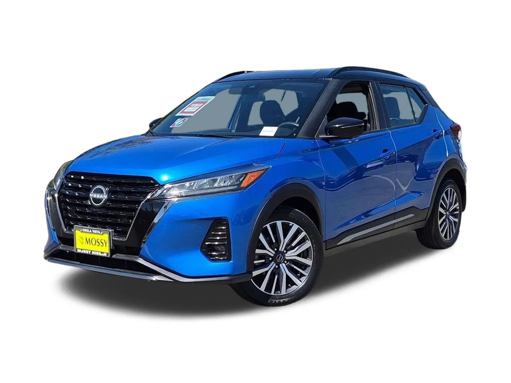 2023 Nissan Kicks SR FWD photo