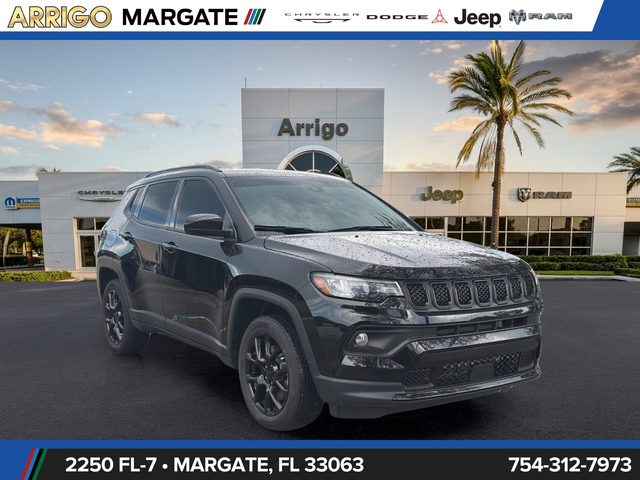 2023 Jeep Compass Altitude 4WD photo
