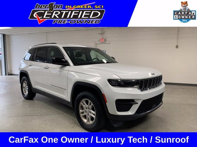 2023 Jeep Grand Cherokee Laredo 4WD photo