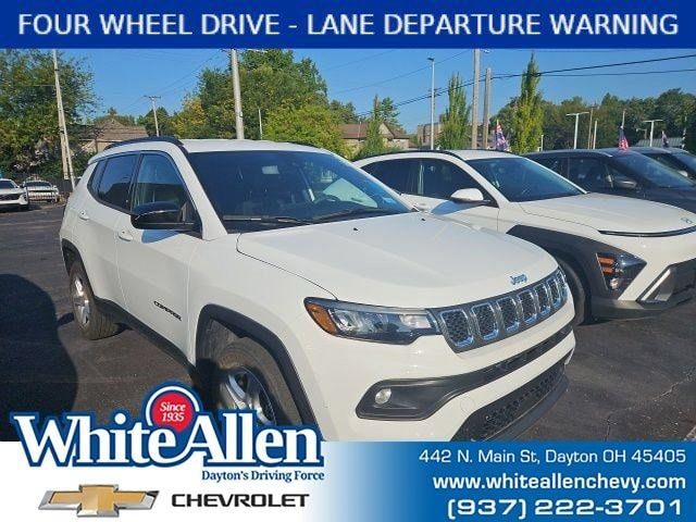 2023 Jeep Compass Latitude 4WD photo