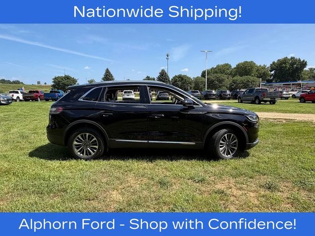2023 Lincoln Nautilus Standard AWD photo