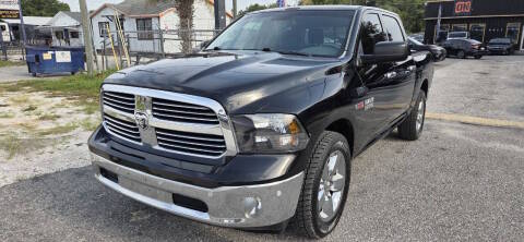 2015 Ram 1500 Big Horn RWD photo
