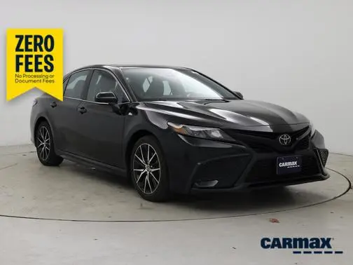 2023 Toyota Camry SE AWD photo