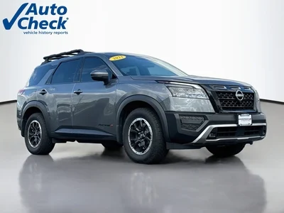 2023 Nissan Pathfinder Rock Creek 4WD photo