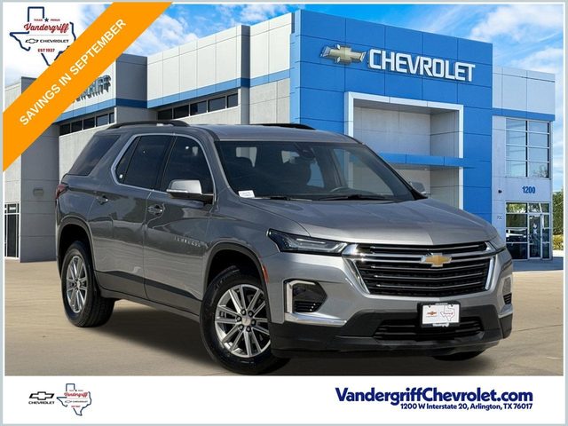 2023 Chevrolet Traverse LT Cloth FWD photo