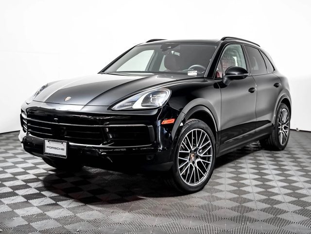 2023 Porsche Cayenne  AWD photo