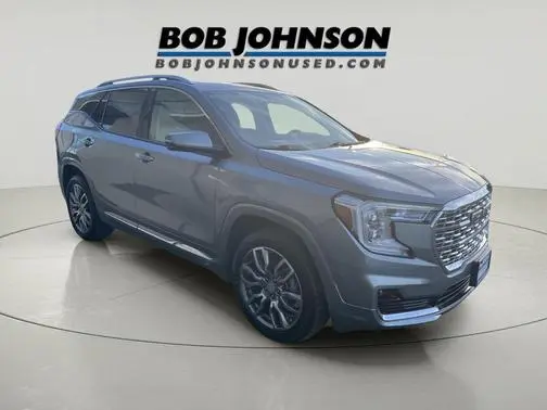 2023 GMC Terrain Denali AWD photo