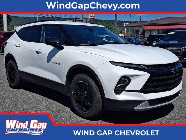 2023 Chevrolet Blazer LT AWD photo