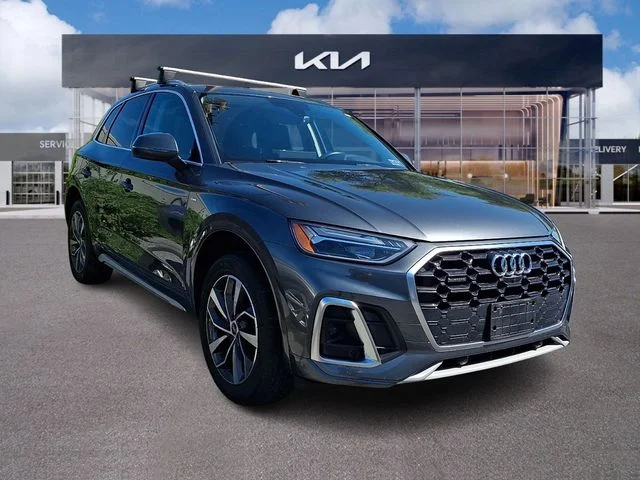 2023 Audi Q5 S line Premium Plus AWD photo