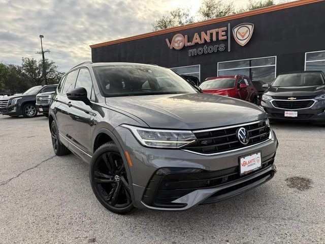 2023 Volkswagen Tiguan SE R-Line Black FWD photo