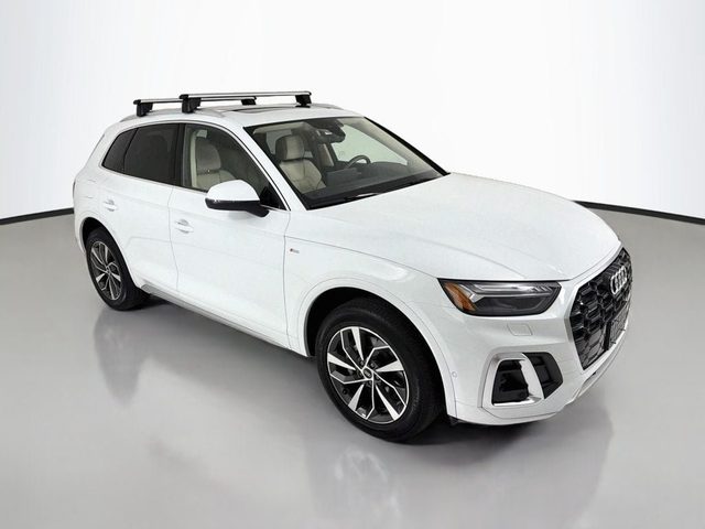 2023 Audi Q5 S line Prestige AWD photo