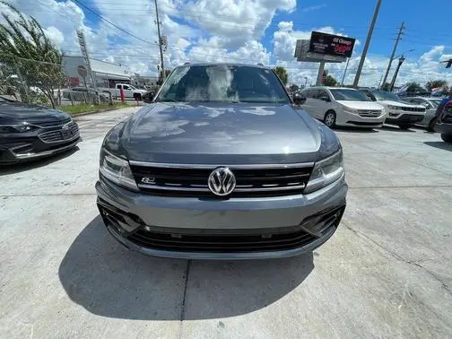 2021 Volkswagen Tiguan SE R-Line Black FWD photo