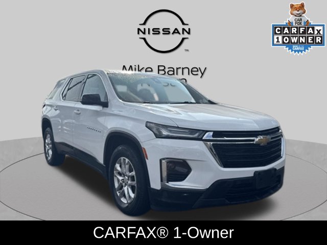 2023 Chevrolet Traverse LS AWD photo