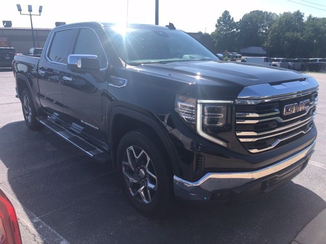 2023 GMC Sierra 1500 SLT 4WD photo
