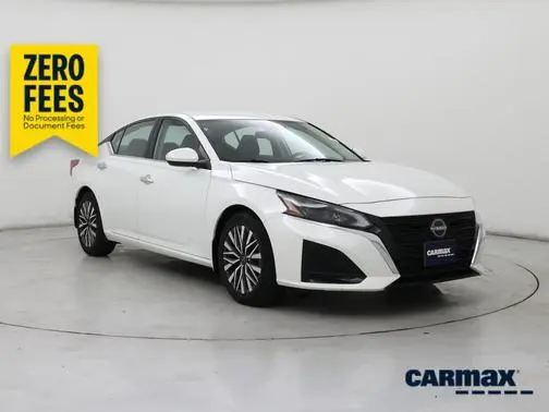 2023 Nissan Altima 2.5 SV FWD photo