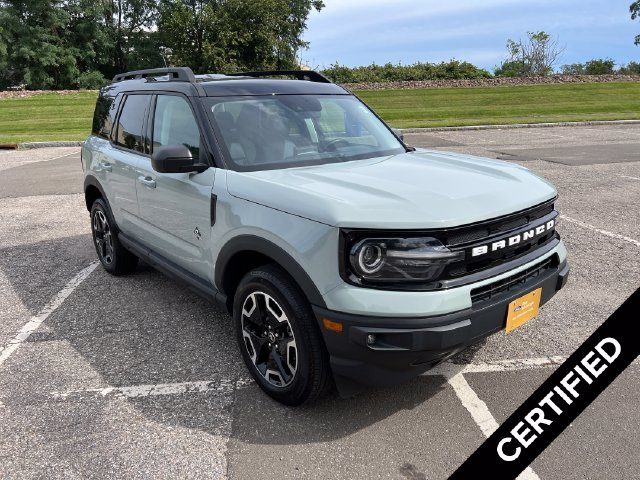 2023 Ford Bronco Sport Outer Banks 4WD photo