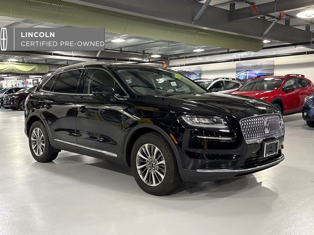 2023 Lincoln Nautilus Standard AWD photo