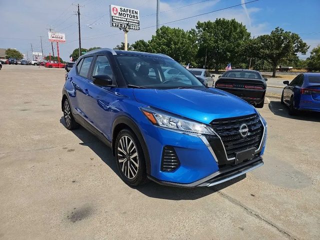 2023 Nissan Kicks SV FWD photo