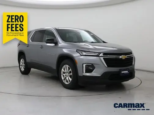 2023 Chevrolet Traverse LS AWD photo