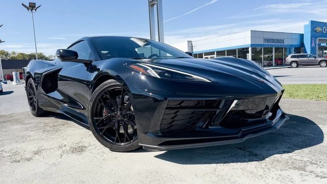 2023 Chevrolet Corvette 3LT RWD photo