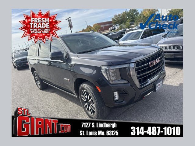 2023 GMC Yukon XL AT4 4WD photo