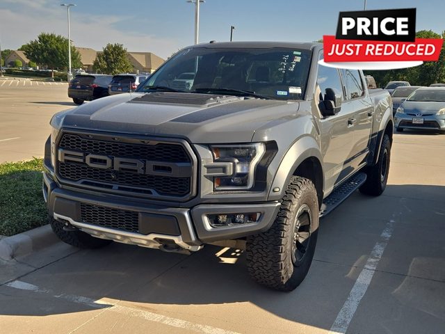 2018 Ford F-150 Raptor 4WD photo