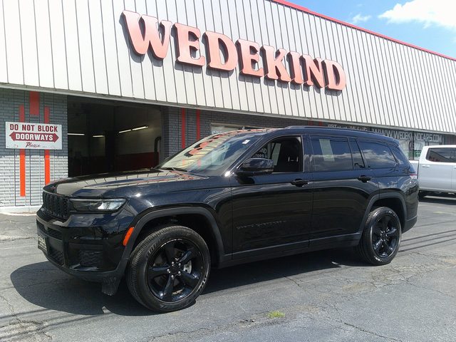 2023 Jeep Grand Cherokee L Altitude 4WD photo