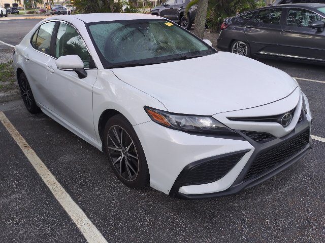 2023 Toyota Camry SE FWD photo