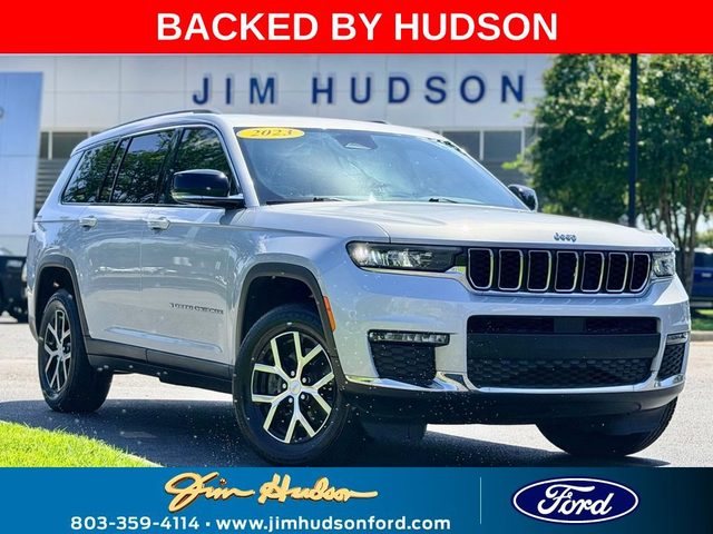 2023 Jeep Grand Cherokee L Limited RWD photo