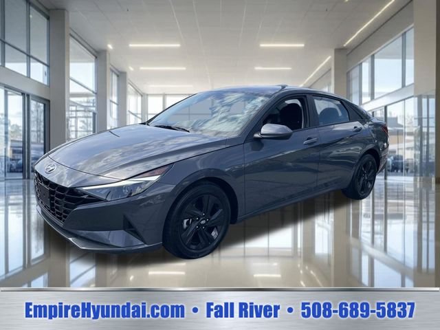 2023 Hyundai Elantra SEL FWD photo