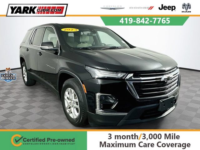 2023 Chevrolet Traverse LS AWD photo