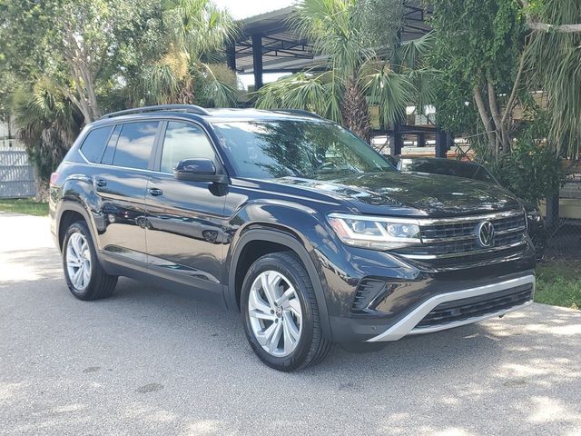 2023 Volkswagen Atlas 3.6L V6 SE w/Technology FWD photo