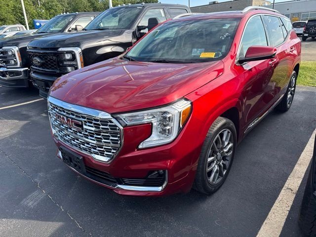 2023 GMC Terrain Denali AWD photo
