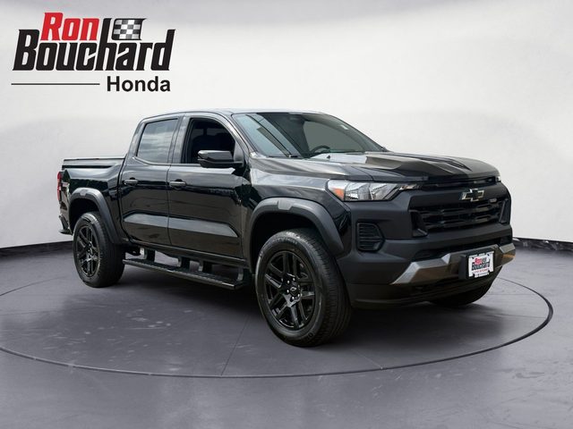 2023 Chevrolet Colorado 4WD Trail Boss 4WD photo