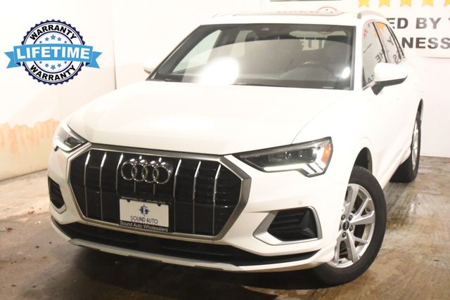 2023 Audi Q3 Premium AWD photo