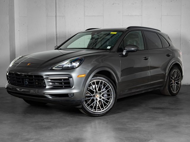 2023 Porsche Cayenne  AWD photo