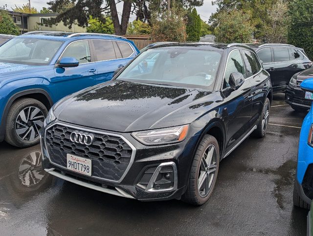 2023 Audi Q5 S line Premium AWD photo