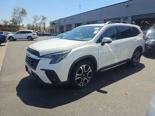 2023 Subaru Ascent Limited AWD photo