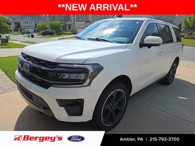 2023 Ford Expedition Limited 4WD photo