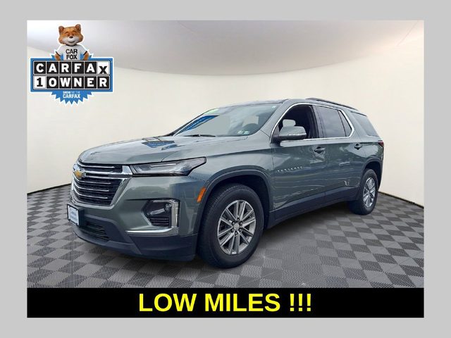2023 Chevrolet Traverse LT Cloth AWD photo
