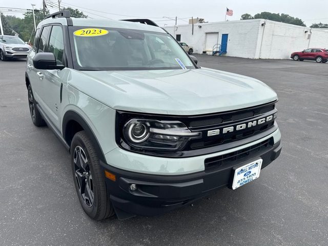 2023 Ford Bronco Sport Outer Banks 4WD photo