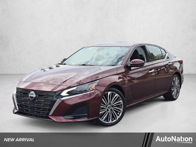 2023 Nissan Altima 2.5 SL FWD photo