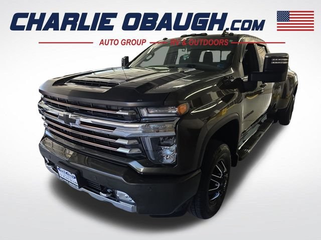 2022 Chevrolet Silverado 3500HD High Country 4WD photo