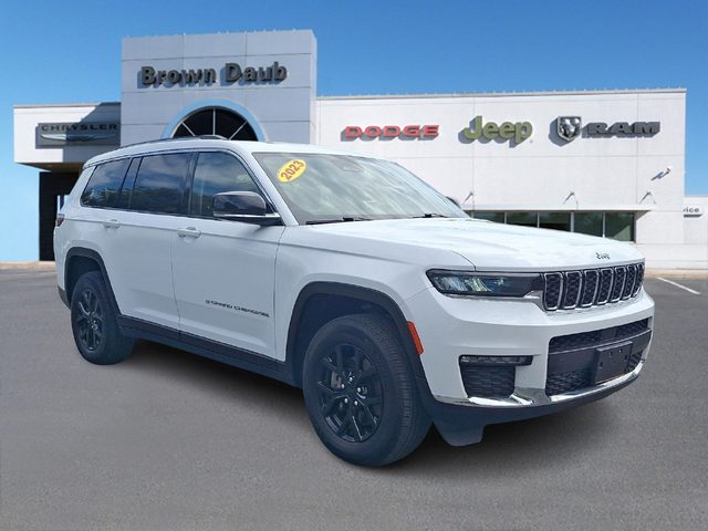 2023 Jeep Grand Cherokee L Limited 4WD photo