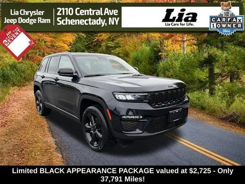 2023 Jeep Grand Cherokee Limited 4WD photo