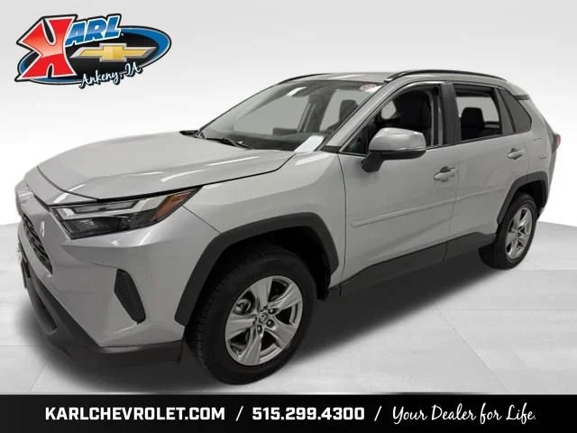 2023 Toyota RAV4 XLE AWD photo