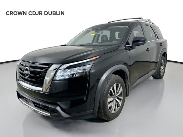 2023 Nissan Pathfinder SL 4WD photo