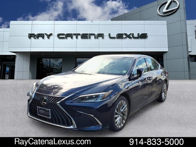 2023 Lexus ES ES 300h Ultra Luxury FWD photo