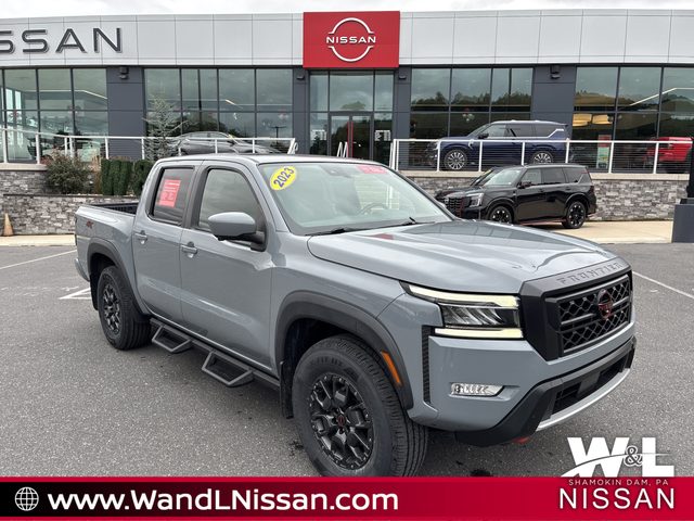 2023 Nissan Frontier PRO-4X 4WD photo