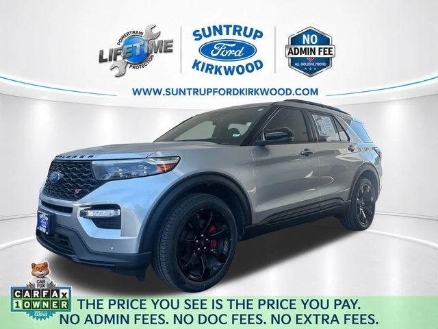 2023 Ford Explorer ST 4WD photo